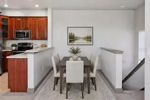 8098 Moonstone Dr, Sarasota, FL 34233 - Photo 9