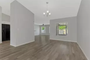 9311 27th Ave E, Palmetto, FL 34221 - Photo 11