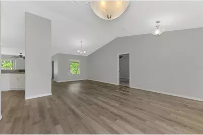 9311 27th Avenue E, Palmetto, FL 34221 - Photo 9