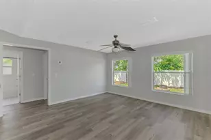9311 27th Ave E, Palmetto, FL 34221 - Photo 15