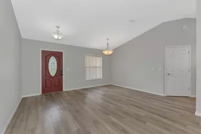 9311 27th Avenue E, Palmetto, FL 34221 - Photo 7