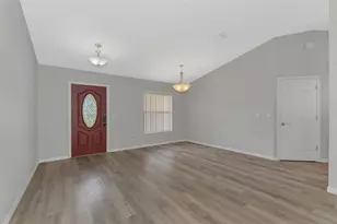 9311 27th Ave E, Palmetto, FL 34221 - Photo 7