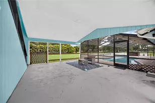 1305 Greenfield Cir, Venice, FL 34292 - Photo 55