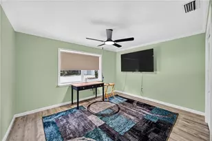 1305 Greenfield Cir, Venice, FL 34292 - Photo 41