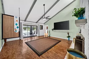1305 Greenfield Cir, Venice, FL 34292 - Photo 9