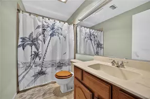 1305 Greenfield Cir, Venice, FL 34292 - Photo 71