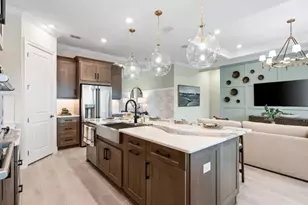 7652 Moonbeam Ave, Sarasota, FL 34241 - Photo 9