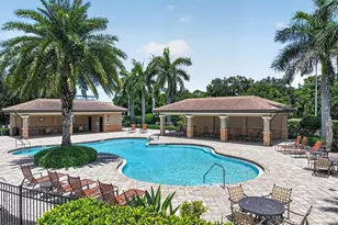 1093 Bluffwood Dr, Nokomis, FL 34275 - Photo 5