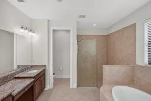 1093 Bluffwood Dr, Nokomis, FL 34275 - Photo 19