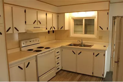 204 50th Avenue Drive W, Bradenton, FL 34207 - Photo 3