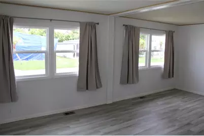 204 50th Avenue Drive W, Bradenton, FL 34207 - Photo 11
