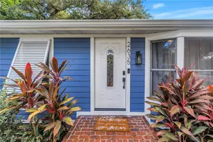 2635 Hyde Park St, Sarasota, FL 34239 - Photo 7