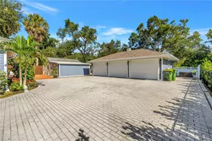 2635 Hyde Park St, Sarasota, FL 34239 - Photo 59