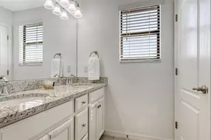 12801 Cinqueterre Dr, Venice, FL 34293 - Photo 35