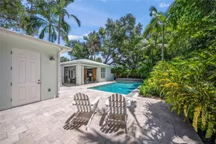 2440 Arlington St, Sarasota, FL 34239 - Photo 43