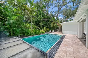 2440 Arlington St, Sarasota, FL 34239 - Photo 45
