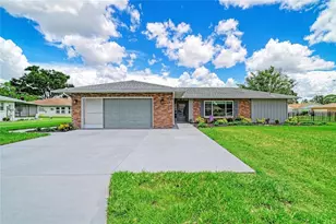 2011 37th St W, Bradenton, FL 34205 - Photo 1