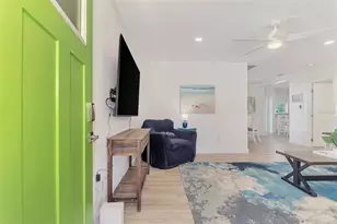 1731 Redwood St, Sarasota, FL 34231 - Photo 5