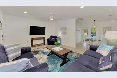 1731 Redwood Street, Sarasota, FL 34231 - Photo 9
