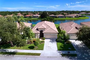 8053 Stirling Falls Cir, Sarasota, FL 34243 - Photo 39