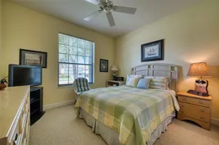8053 Stirling Falls Cir, Sarasota, FL 34243 - Photo 9