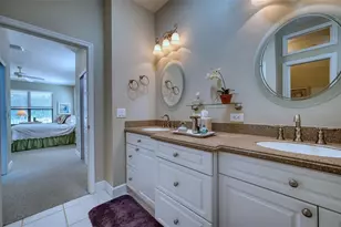 8053 Stirling Falls Cir, Sarasota, FL 34243 - Photo 31