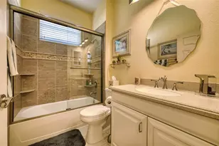 8053 Stirling Falls Cir, Sarasota, FL 34243 - Photo 11