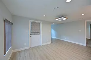 2212 11th Ave W, Bradenton, FL 34205 - Photo 11