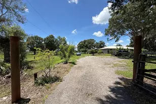 2015 NW 46th Ave, Okeechobee, FL 34972 - Photo 7