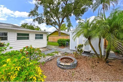 811 Alderwood Way, Sarasota, FL 34243 - Photo 25
