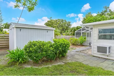 811 Alderwood Way, Sarasota, FL 34243 - Photo 27