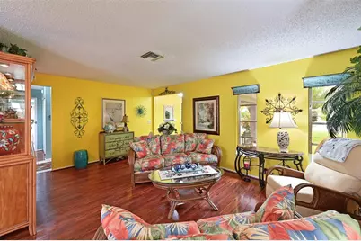 811 Alderwood Way, Sarasota, FL 34243 - Photo 5