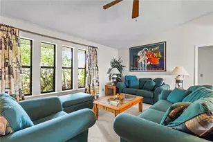 4612 Coral Lake Dr, Bradenton, FL 34210 - Photo 5