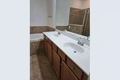 12324 Canavese Lane, Venice, FL 34293 - Photo 13