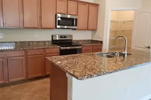 12324 Canavese Ln, Venice, FL 34293 - Photo 7