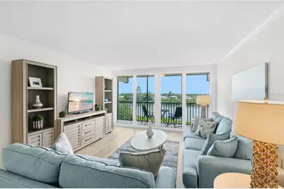 3240 Gulf Of Mexico Drive #B504, Longboat Key, FL 34228 - Photo 9