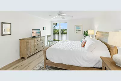 3240 Gulf Of Mexico Drive #B504, Longboat Key, FL 34228 - Photo 15