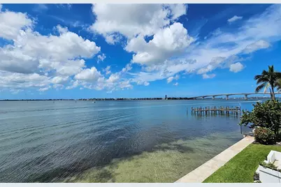 400 Golden Gate Point #22, Sarasota, FL 34236 - Photo 37