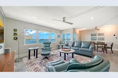 400 Golden Gate Point #22, Sarasota, FL 34236 - Photo 3
