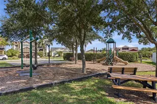 7124 34th St E, Sarasota, FL 34243 - Photo 39