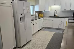 3134 Irving St, Sarasota, FL 34237 - Photo 7