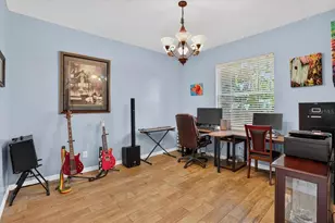 2000 Jasmine Way, North Port, FL 34287 - Photo 15