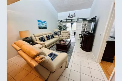 4212 126th Street W #407, Cortez, FL 34215 - Photo 3