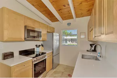 6006 Midnight Pass Road #60, Sarasota, FL 34242 - Photo 17