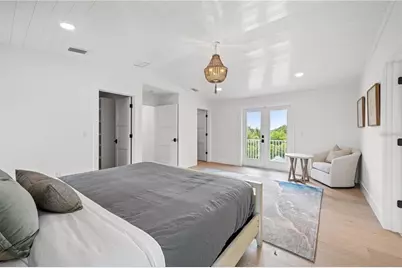 1647 Siesta Drive, Sarasota, FL 34239 - Photo 27