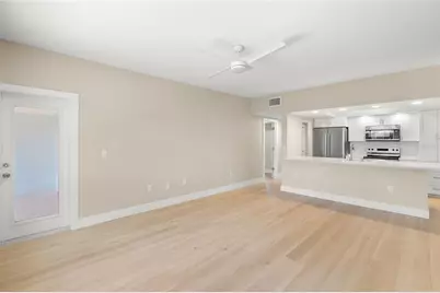 5823 Tidewood Avenue #19, Sarasota, FL 34231 - Photo 9