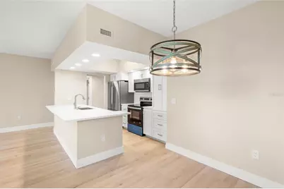 5823 Tidewood Avenue #19, Sarasota, FL 34231 - Photo 5