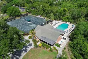 5246 Manorwood Dr, Sarasota, FL 34235 - Photo 23