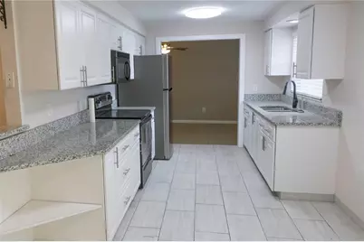 5333 Duncanwood Drive, Sarasota, FL 34232 - Photo 3