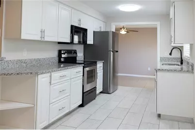 5333 Duncanwood Drive, Sarasota, FL 34232 - Photo 7